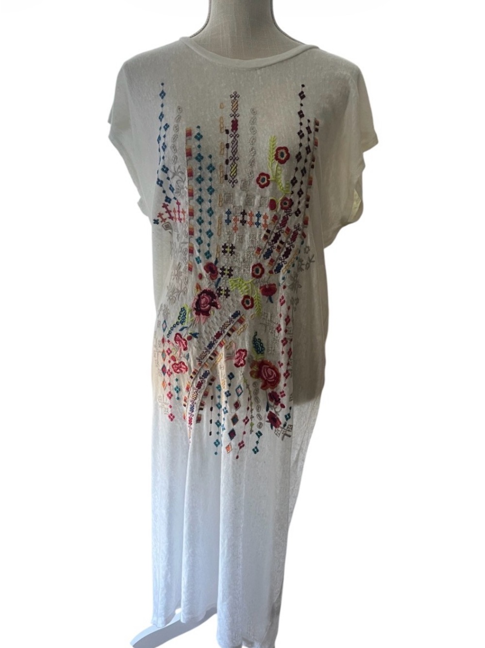 JOHNNY WAS WHITE EMBROIDERED MIDI DRESS WITH MULTICOLOR FLORAL DETAIL SIZE XS
